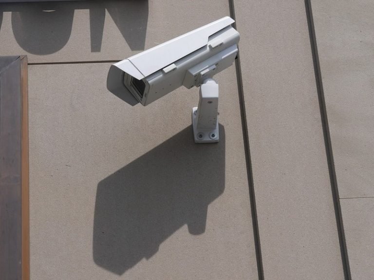 Cámaras de vigilancia falsas
