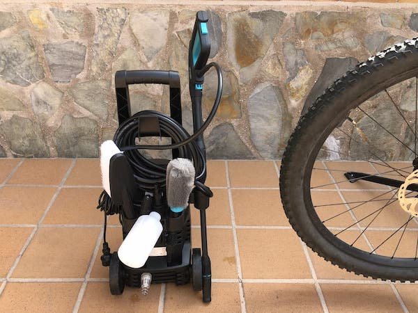 parte-trasera-cecotec-1600-carbike