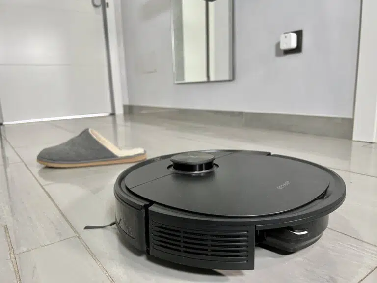 Robot aspirador Deebot Ozmo T8 AIVI