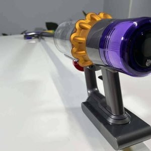 Dyson V15
